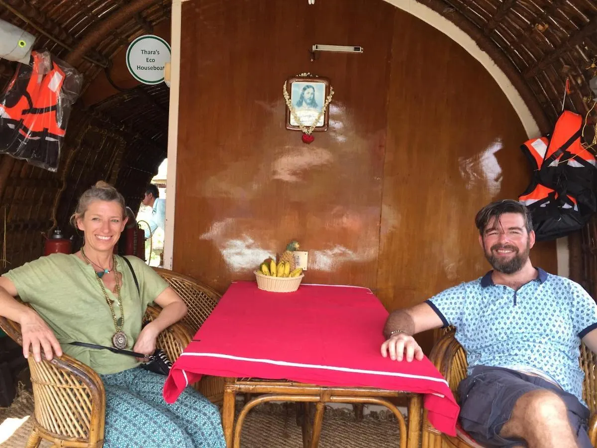 Botel Thara'S Houseboat Hotel Alappuzha India