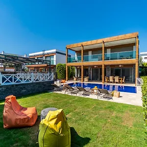 Deluxe Emilie With Private Swimming Pool Villa Bodrum