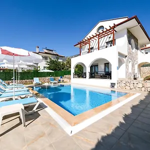 Turquoise Shores Family-friendly Luxury Hisaronu, Ovacik By Sunworld Villa Fethiye